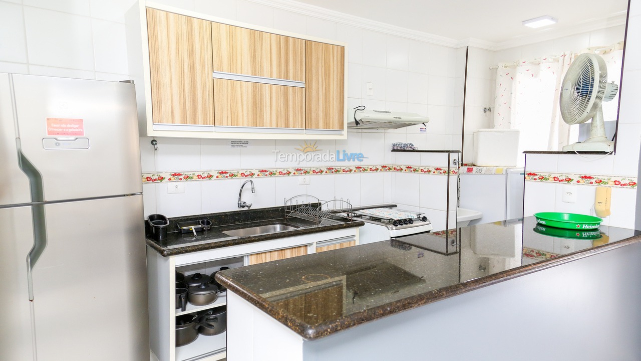 Apartamento para aluguel de temporada em Ubatuba (Praia Grande)