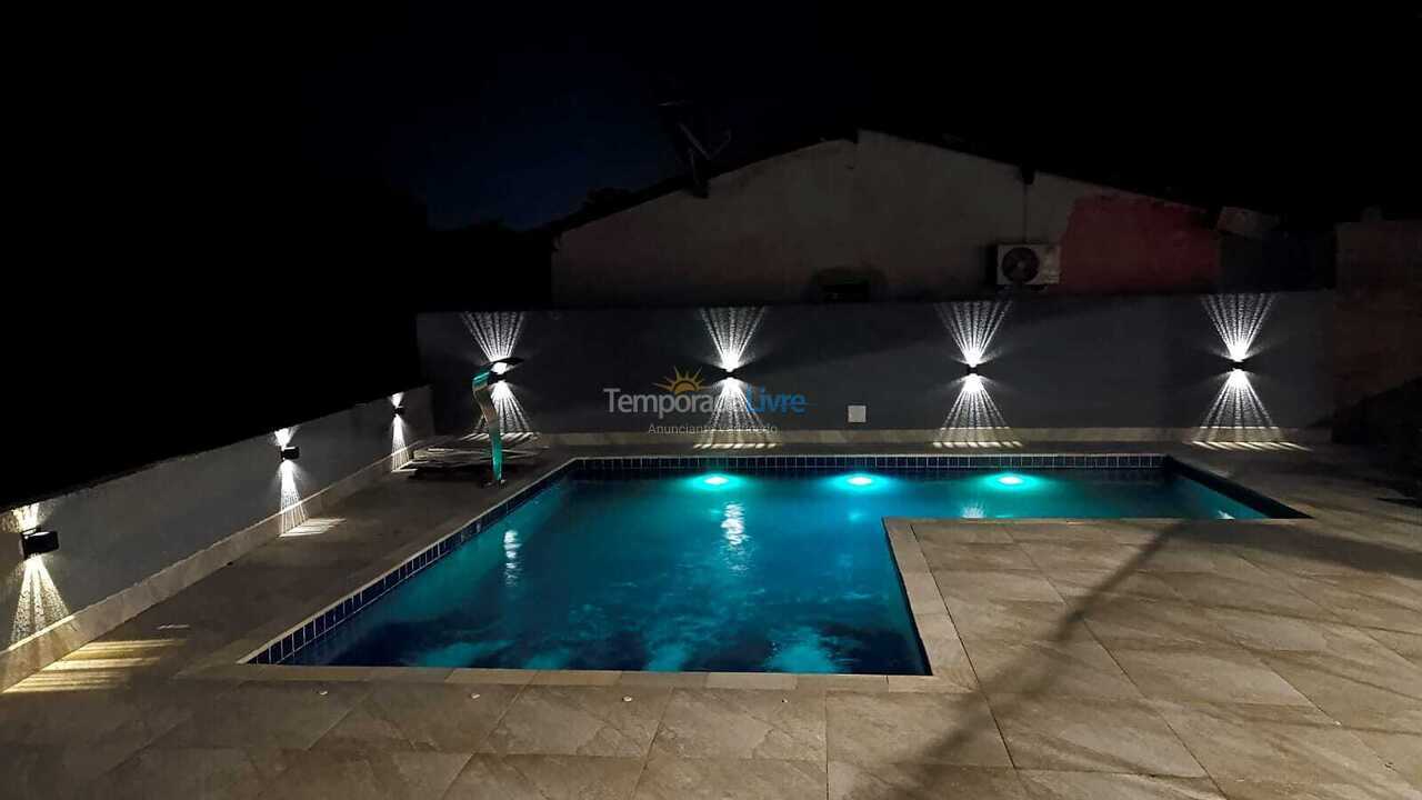 Casa para aluguel de temporada em Bertioga (Praia de Guaratuba)