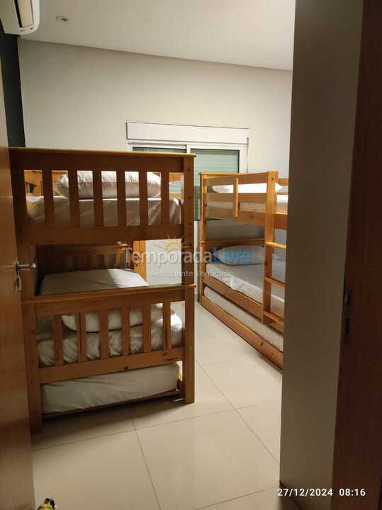 Casa para aluguel de temporada em Bertioga (Praia de Guaratuba)