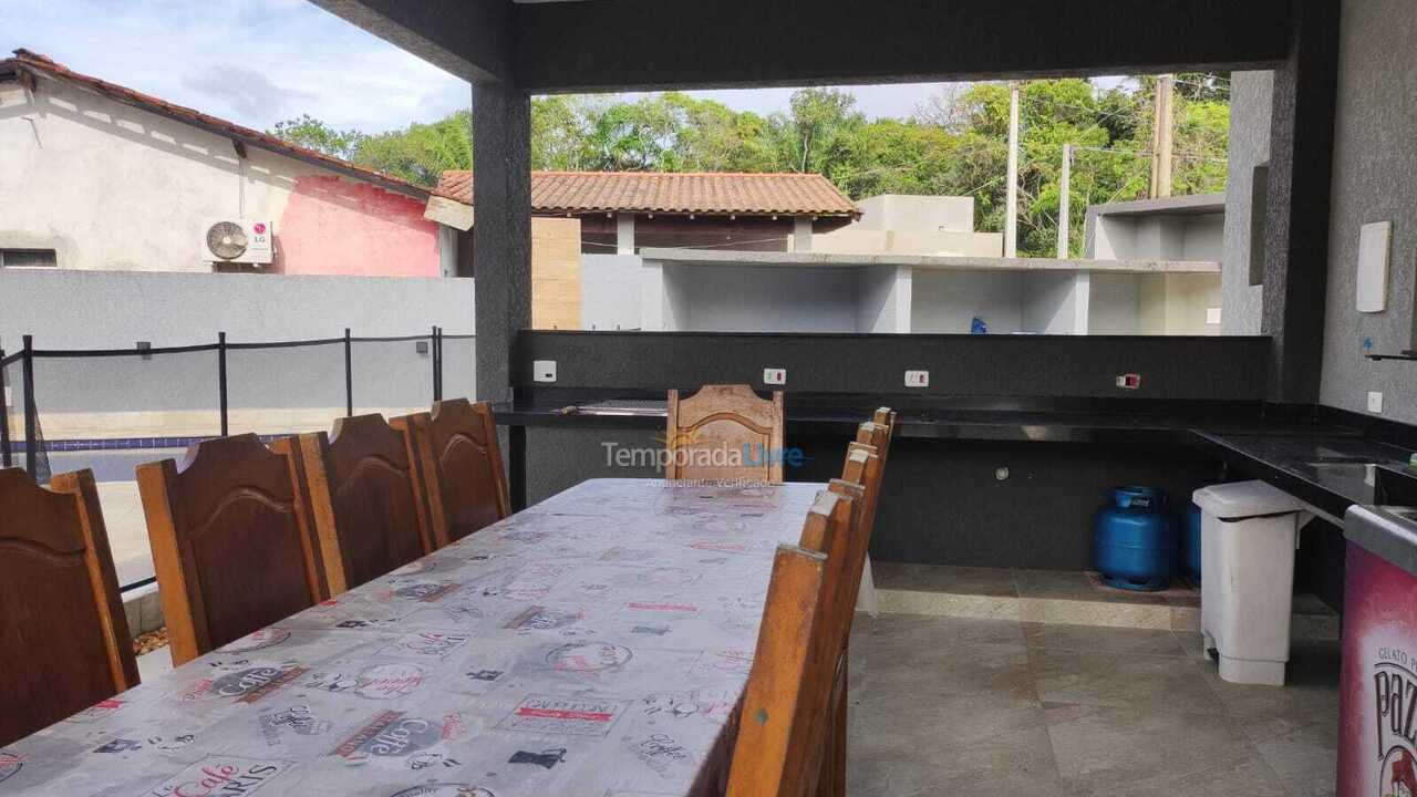 Casa para aluguel de temporada em Bertioga (Praia de Guaratuba)