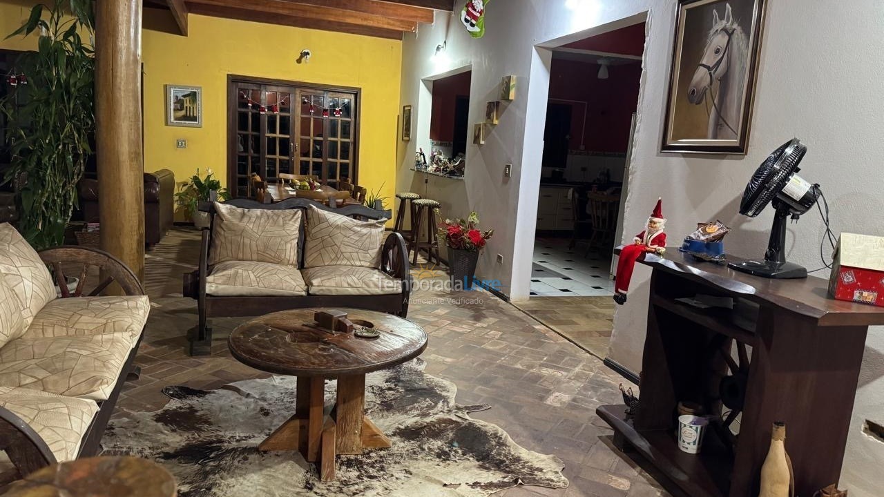 Casa para alquiler de vacaciones em São Sebastião (Enseada)