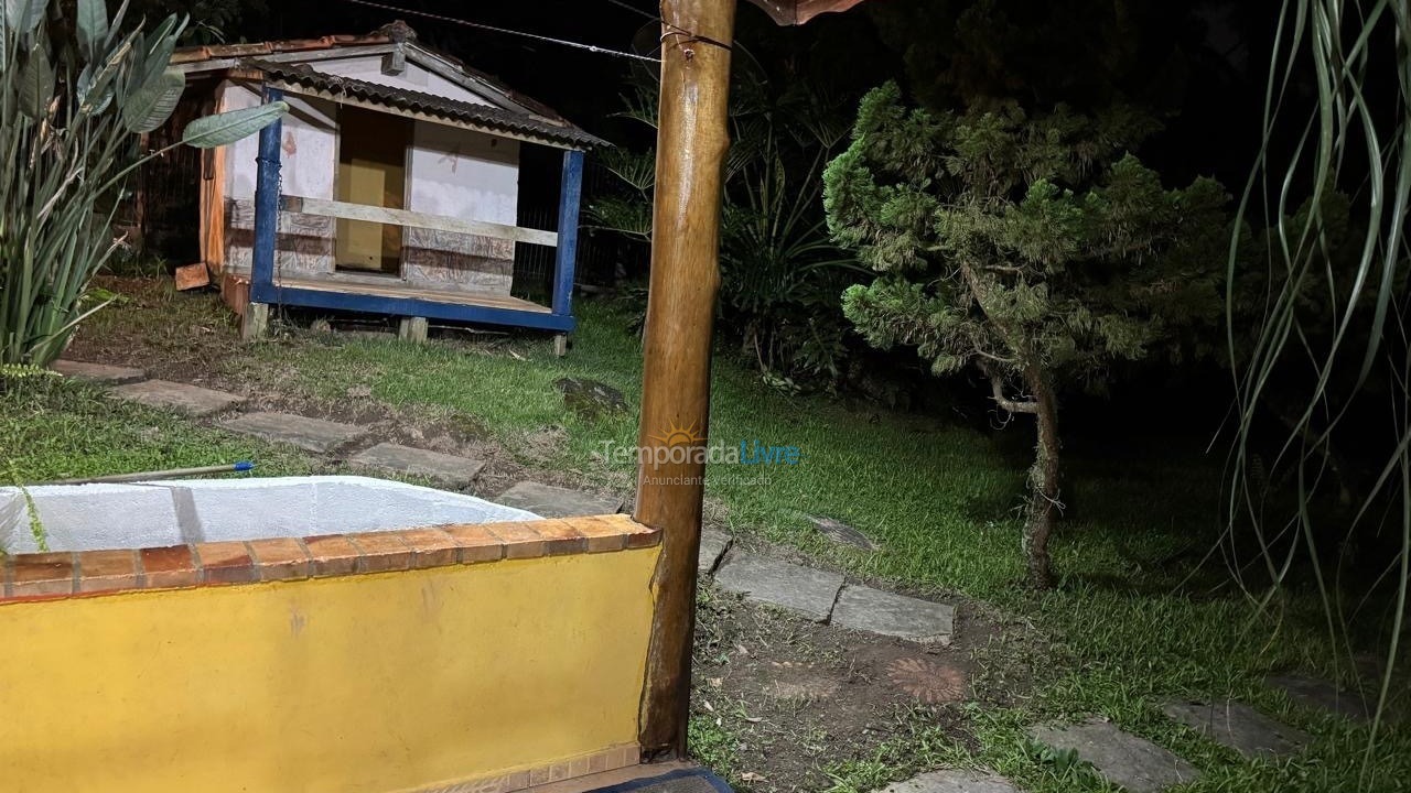 Casa para alquiler de vacaciones em São Sebastião (Enseada)