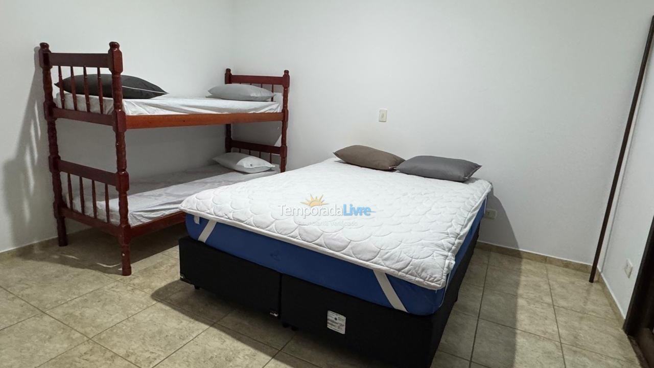 Casa para alquiler de vacaciones em São Sebastião (Enseada)