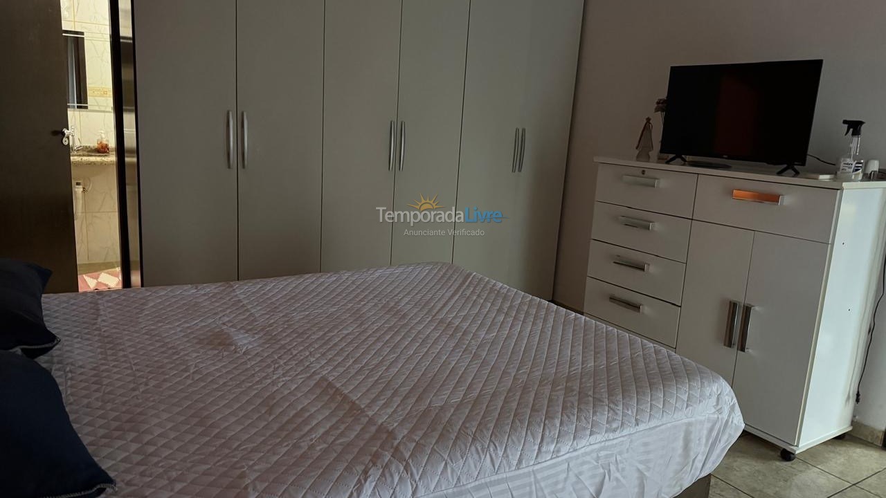 Casa para alquiler de vacaciones em São Sebastião (Enseada)