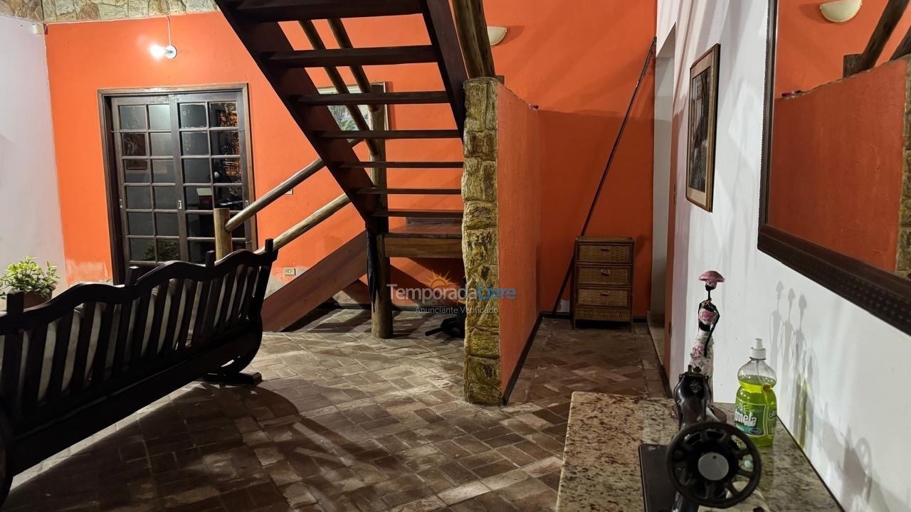 Casa para alquiler de vacaciones em São Sebastião (Enseada)