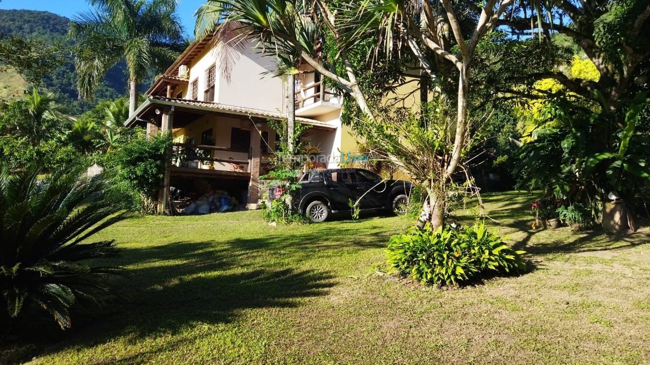 Casa para alquiler de vacaciones em São Sebastião (Enseada)
