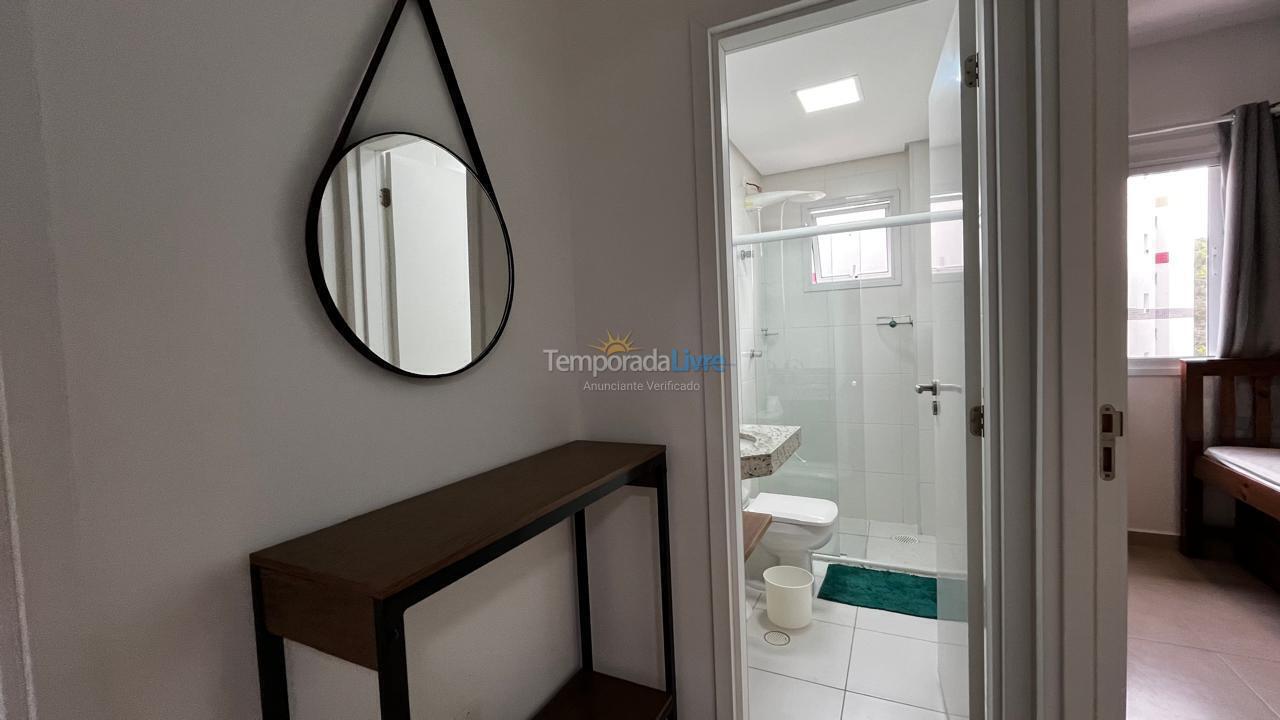 Apartamento para aluguel de temporada em Ubatuba (Praia Grande)