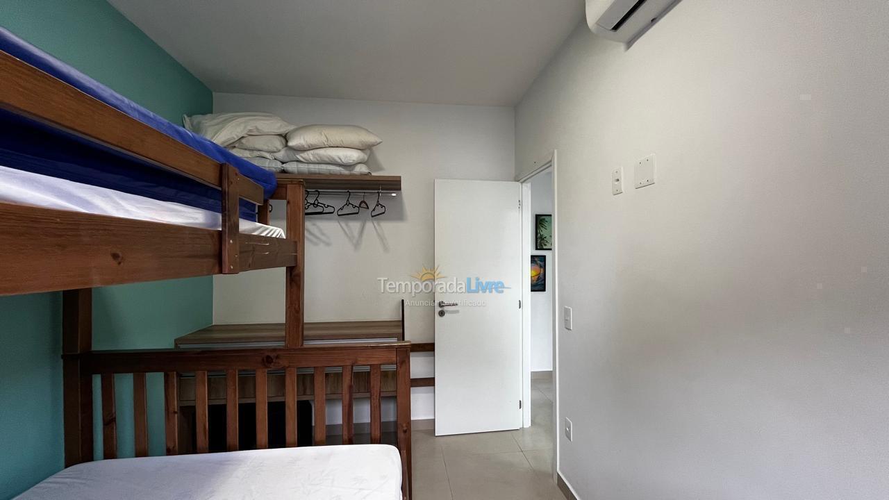 Apartamento para aluguel de temporada em Ubatuba (Praia Grande)