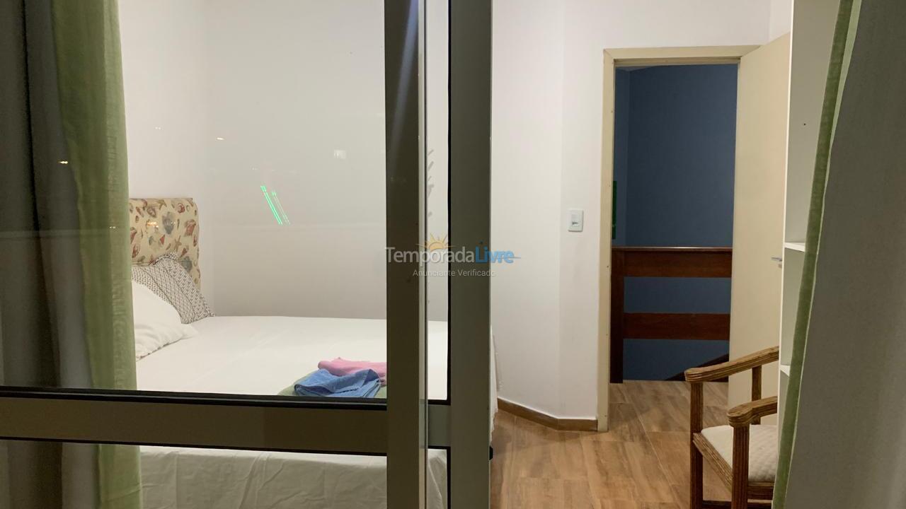 Casa para aluguel de temporada em Florianopolis (Praia dos Ingleses)