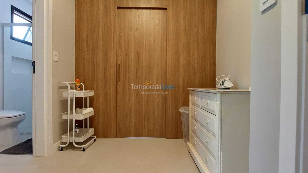 Apartamento para aluguel de temporada em Bombinhas (Mariscal)