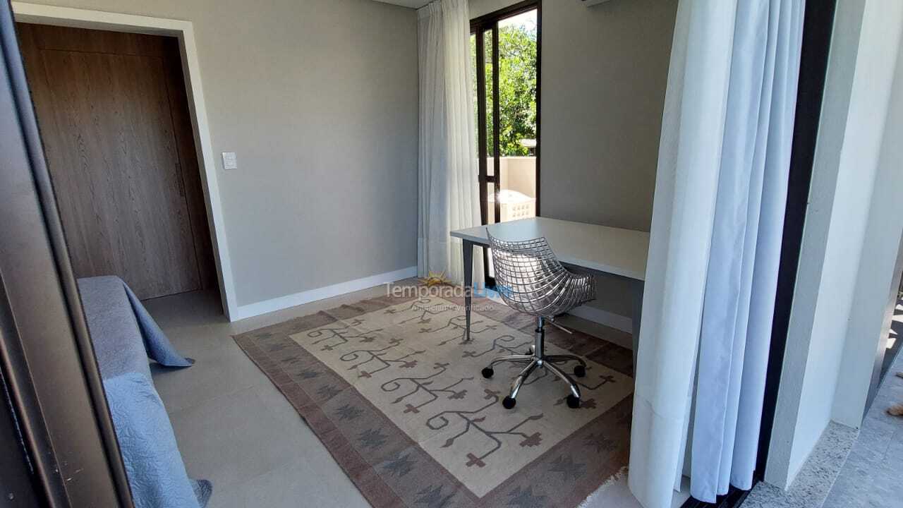 Apartamento para aluguel de temporada em Bombinhas (Mariscal)