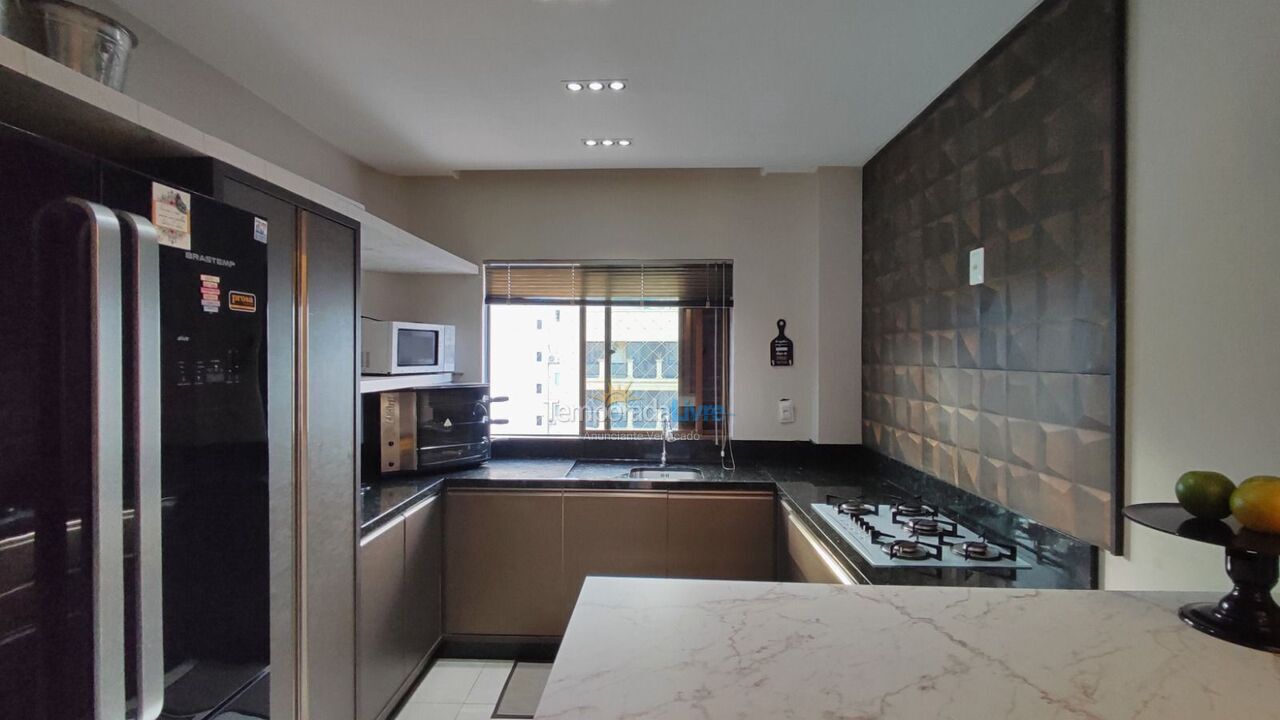 Apartment for vacation rental in Itapema (Meia Praia)