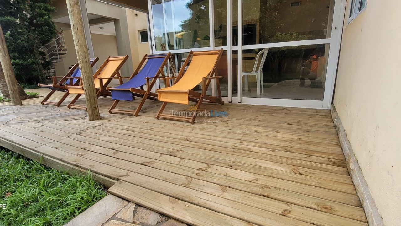 Casa para alquiler de vacaciones em Guaratuba (Nereidas)