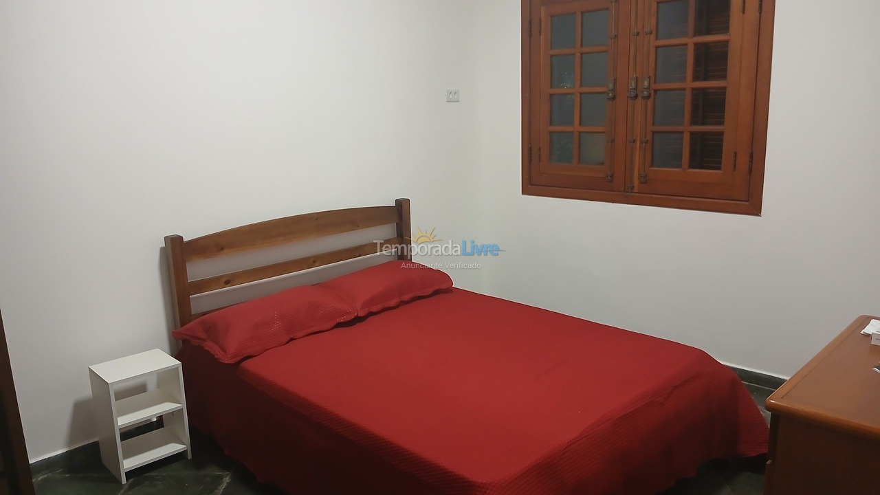 Casa para alquiler de vacaciones em Bertioga (Maitinga)