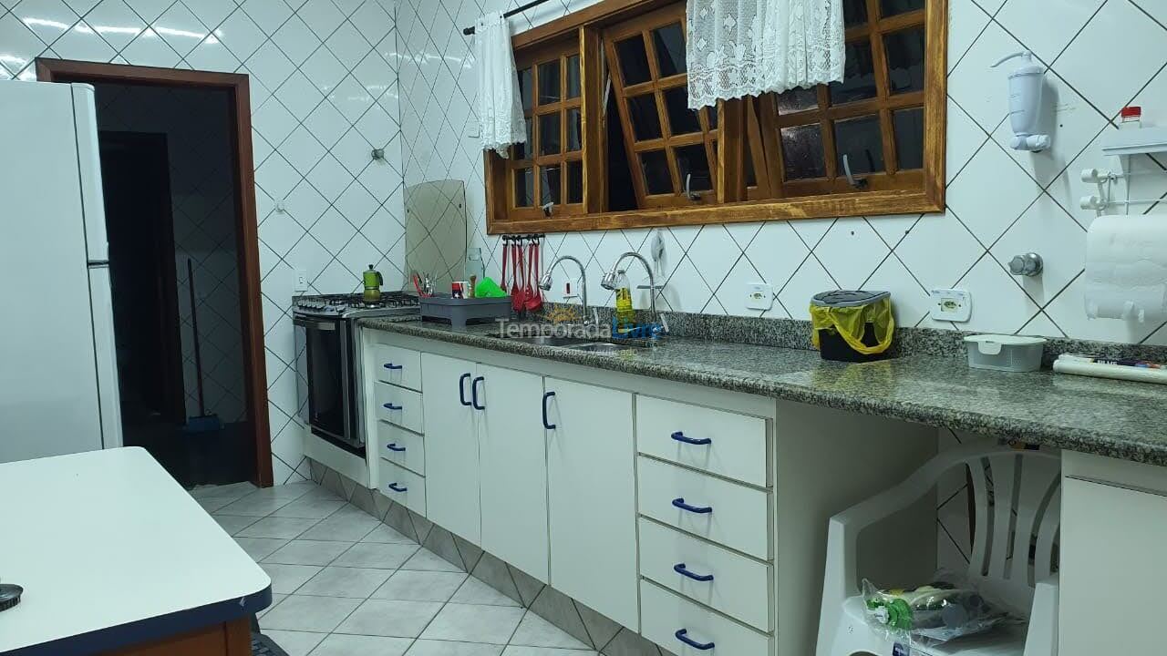 Casa para alquiler de vacaciones em Bertioga (Maitinga)