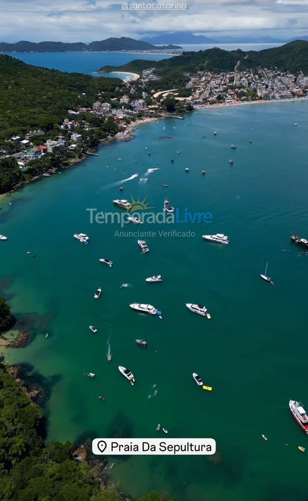 Apartment for vacation rental in Bombinhas (Praia de Bombinhas)