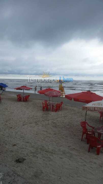 Casa para aluguel de temporada em Mongaguá (Pedreira Centro)