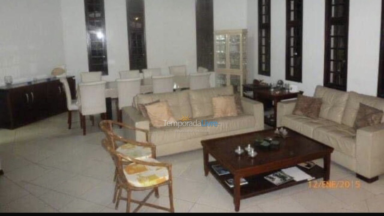 Casa para aluguel de temporada em Bertioga (Praia de Guaratuba)