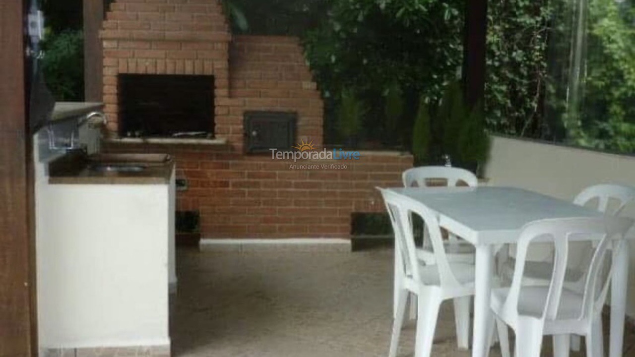 Casa para aluguel de temporada em Bertioga (Praia de Guaratuba)