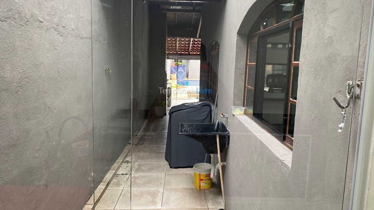 Casa para aluguel de temporada em Bertioga (Boraceia)