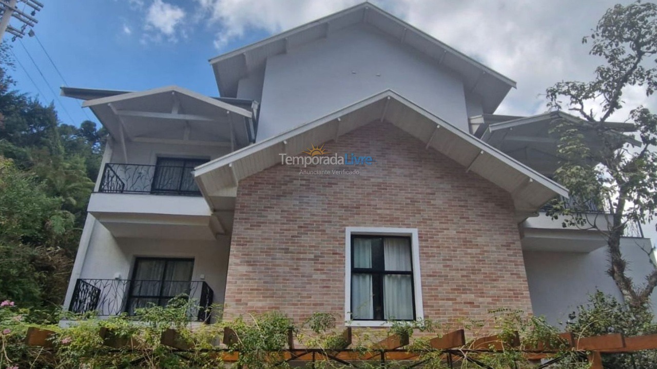 Apartamento para aluguel de temporada em Campos do Jordão (Jardim Belvedere)