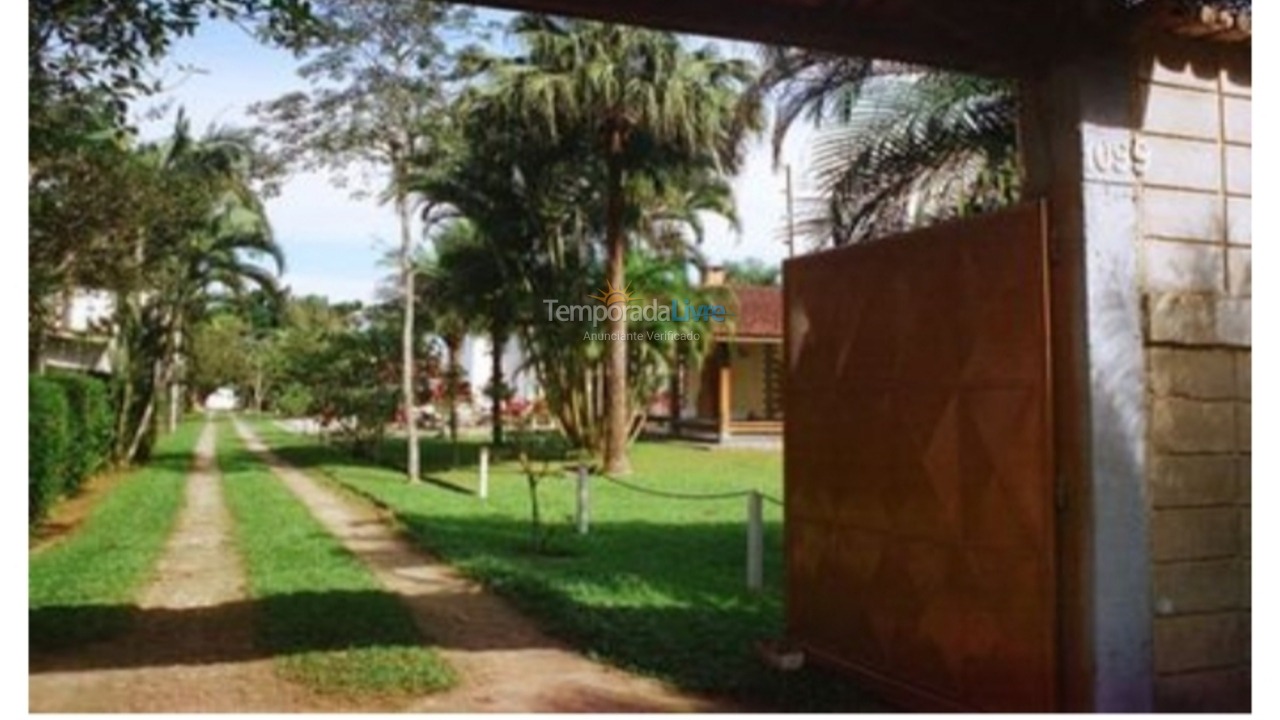 Casa para alquiler de vacaciones em Ubatuba (Praia Enseada)