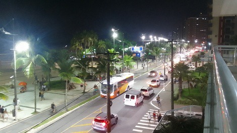 AP-133 GUILHERMINA - FRENTE MAR COM LAZER - WHATS 11 98642 0069