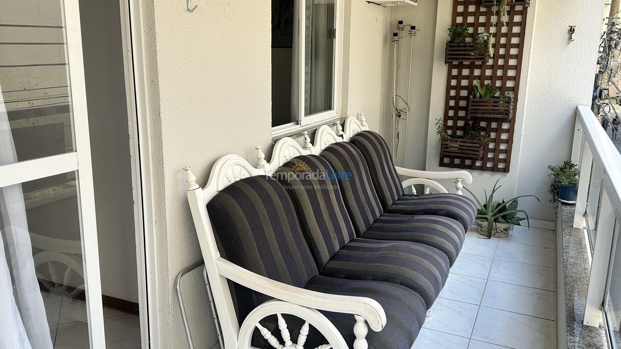 Apartamento para aluguel de temporada em Itapema (Meia Praia)