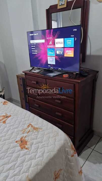 Apartamento para aluguel de temporada em Guarujá (Pitangueiras)