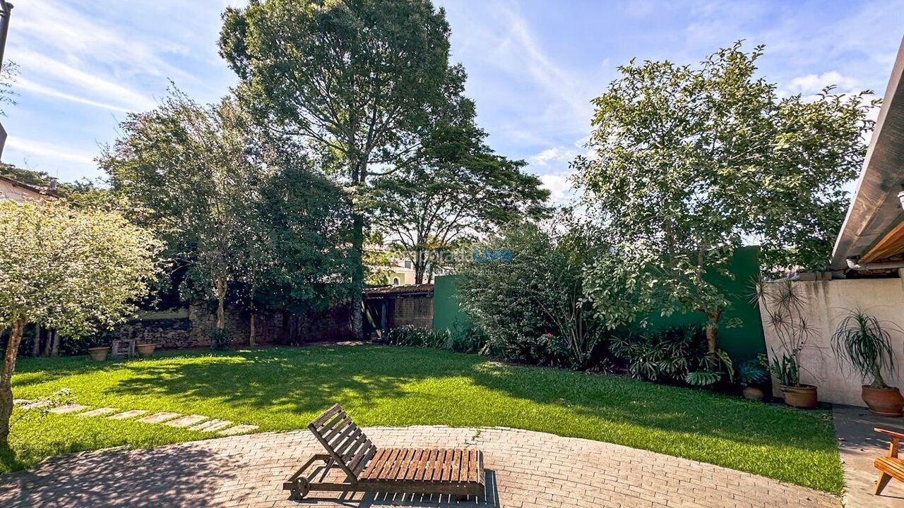 Casa para aluguel de temporada em Carapicuíba (Granja Viana)