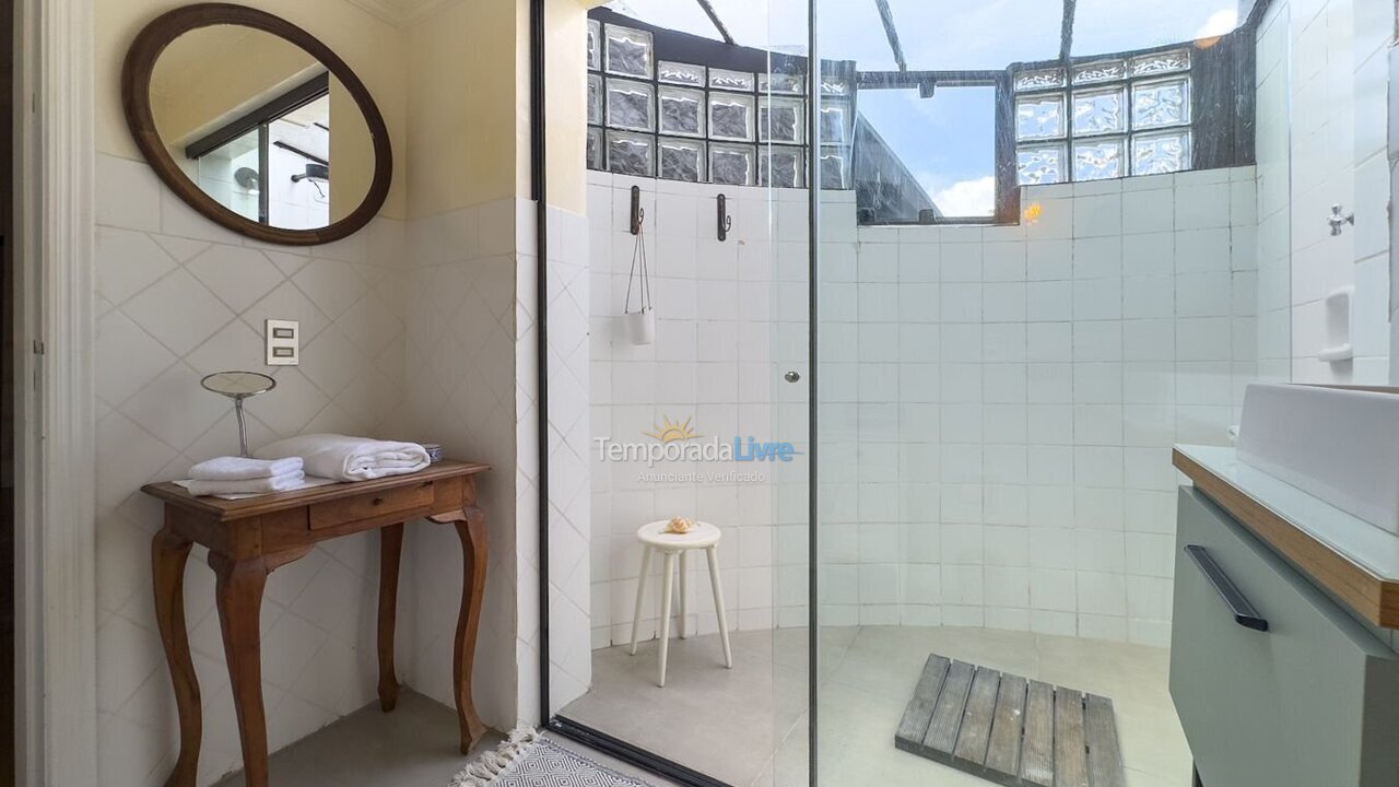 Casa para aluguel de temporada em Carapicuíba (Granja Viana)