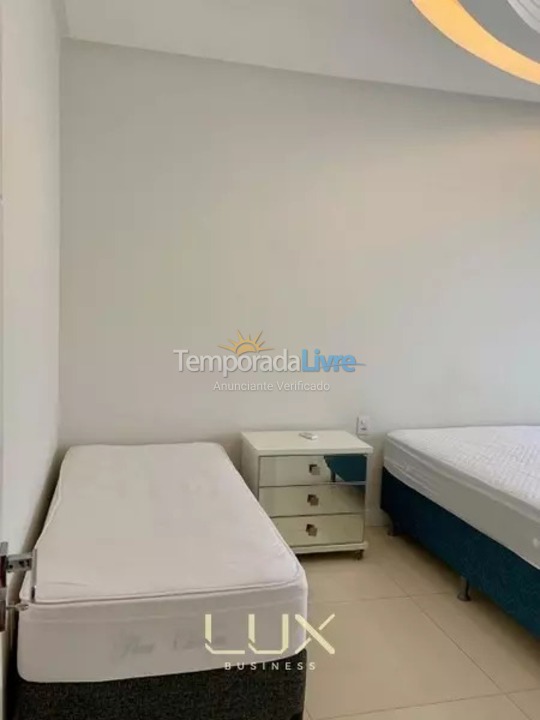 Apartment for vacation rental in Itapema (Meia Praia)