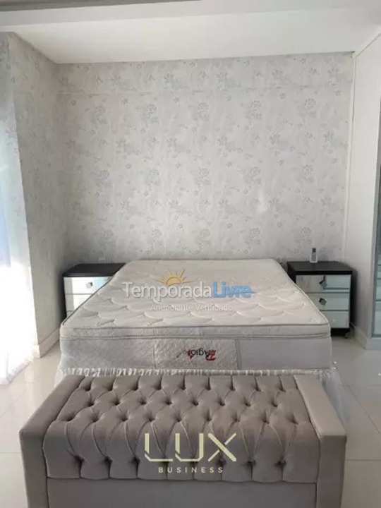 Apartment for vacation rental in Itapema (Meia Praia)