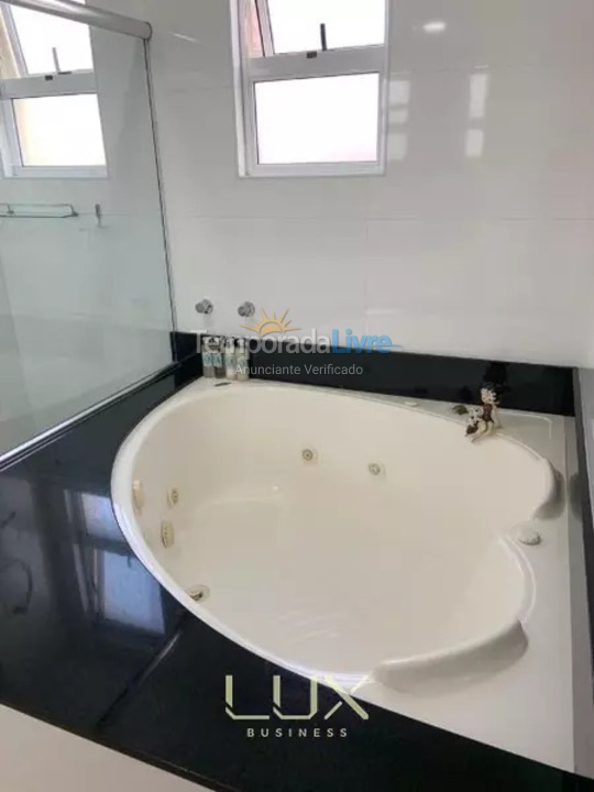 Apartment for vacation rental in Itapema (Meia Praia)