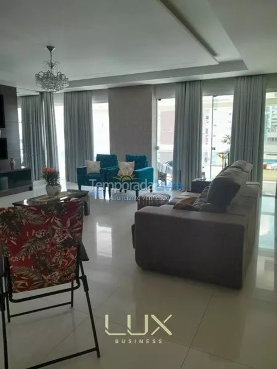 Apartment for vacation rental in Itapema (Meia Praia)