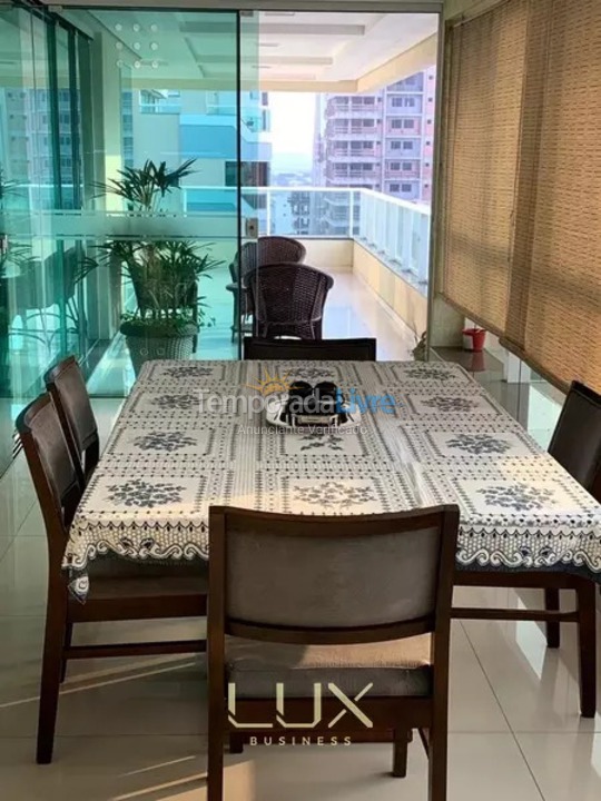 Apartment for vacation rental in Itapema (Meia Praia)