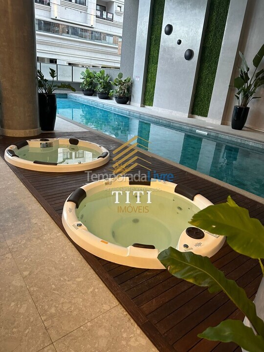 Apartamento para aluguel de temporada em Bombinhas (Canto Grande)