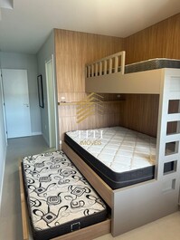 Apartamento com Piscina Aquecida