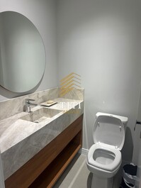 Apartamento com Piscina Aquecida