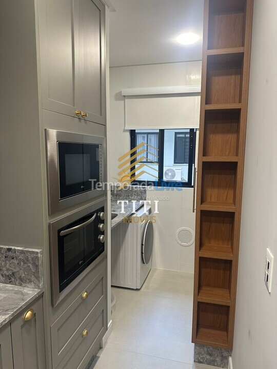 Apartamento para aluguel de temporada em Bombinhas (Canto Grande)