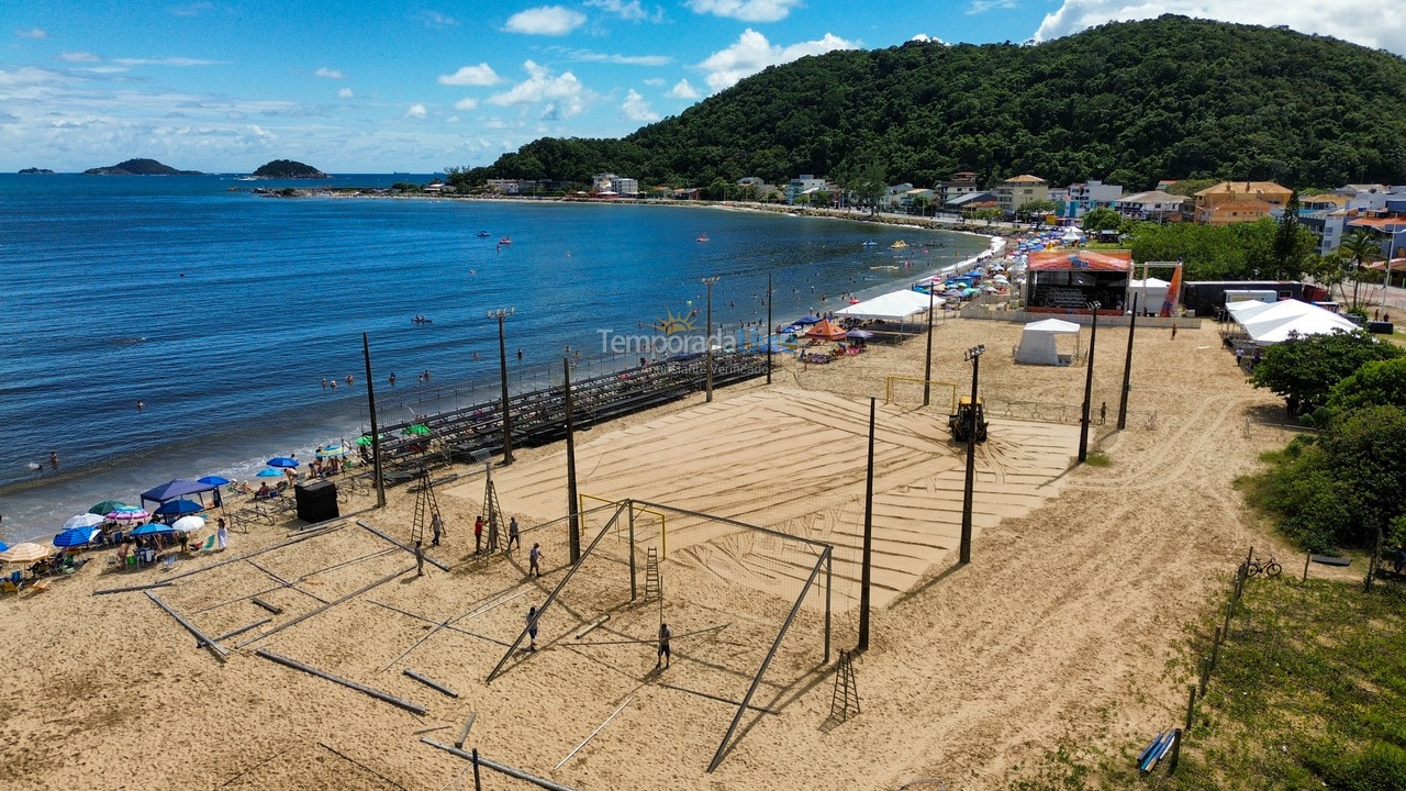 Apartment for vacation rental in São Francisco do Sul (Enseada)