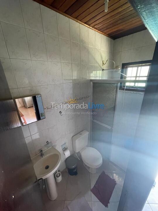 Casa para aluguel de temporada em Caraguatatuba (Massaguaçu)