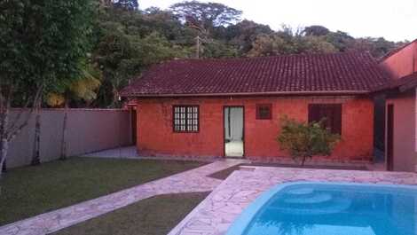 Casa Caraguatatuba/Massaguaçu com Piscina