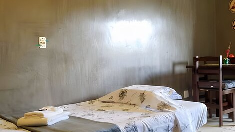 Visão da sala de estar com sofá cama