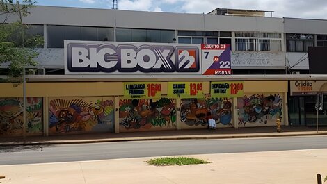 Comércio nos arredores