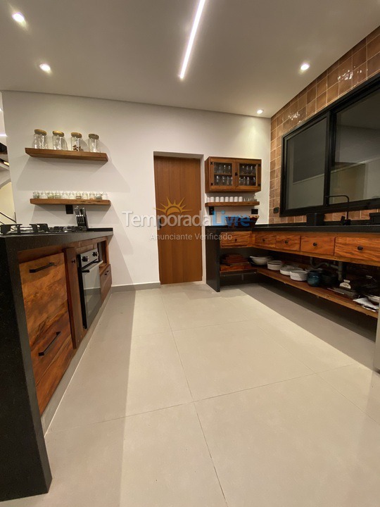 House for vacation rental in Bertioga (Bertioga Praia de Guaratuba)