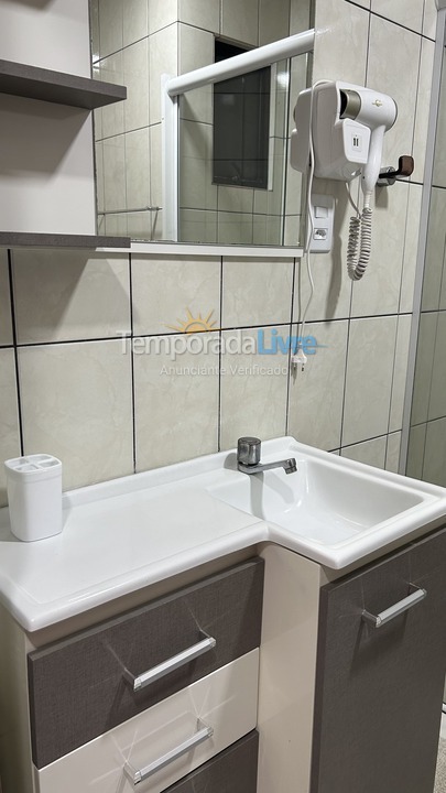 Apartamento para alquiler de vacaciones em Itapema (Meia Praia)