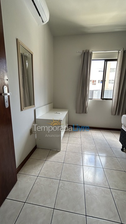 Apartamento para alquiler de vacaciones em Itapema (Meia Praia)