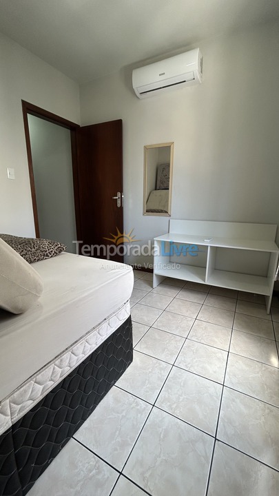 Apartamento para alquiler de vacaciones em Itapema (Meia Praia)