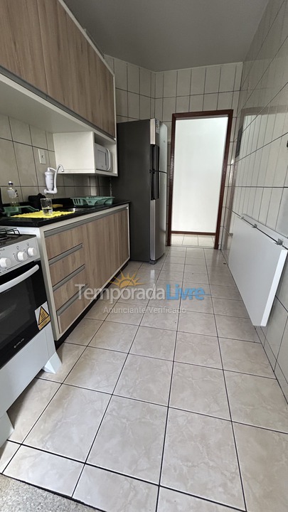 Apartamento para alquiler de vacaciones em Itapema (Meia Praia)